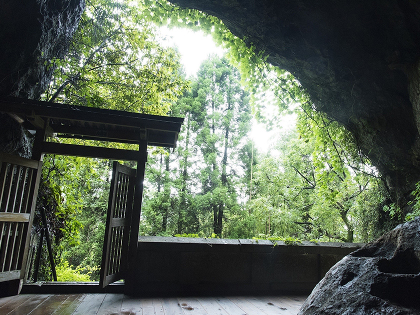Reigando Cave(Kumamoto,Kumamoto Prefecture)